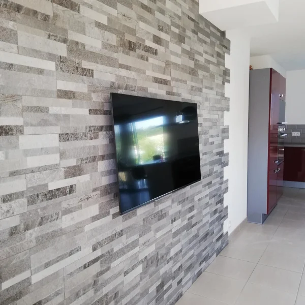 Réalisation d'une faïence aux Essarts-en-Bocage par Projet Carrelage Brice Cossard