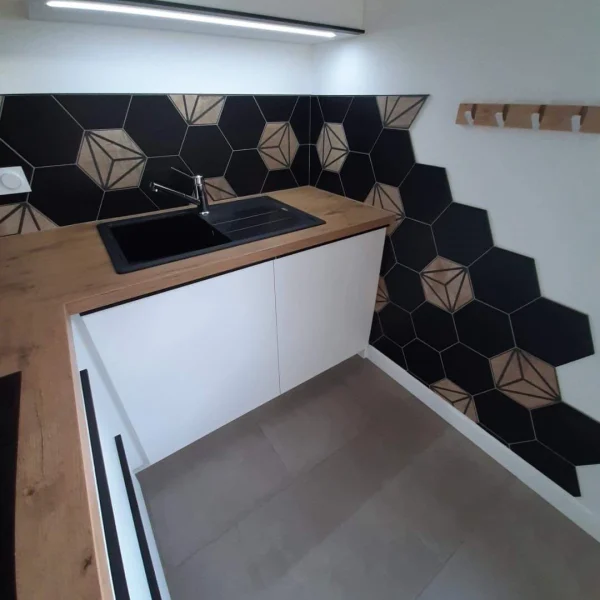 Réalisation d'une faïence aux Essarts-en-Bocage par Projet Carrelage Brice Cossard